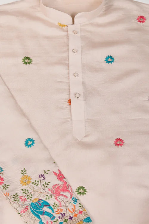 Ivory Viscose Silk Men's Kurta With Thread Work