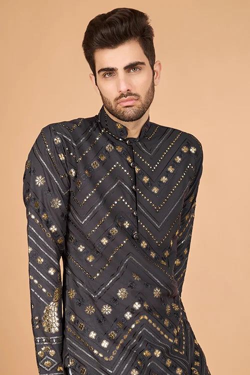 Traditional Cement Grey Silk Kurta With Thread Work