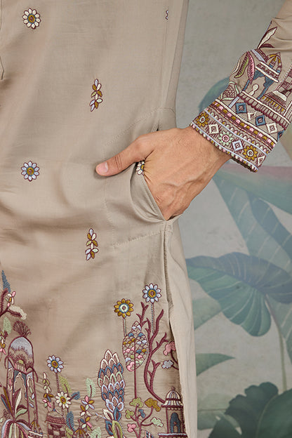 Traditional Ivory Embroidered Kurta Dupatta With Pajama