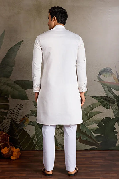 Classic White Mirror with Embroidered Work Kurta for Weddings