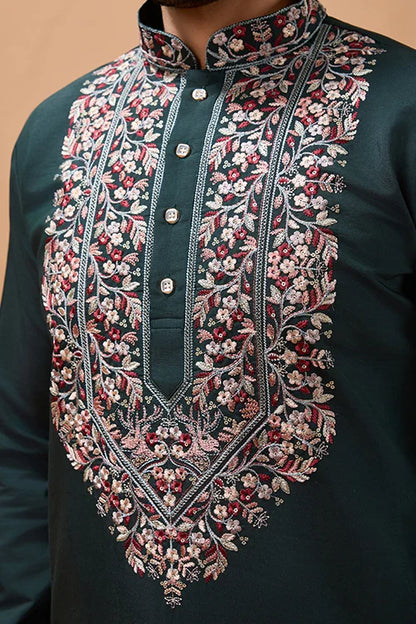 Perfect Green Festival Special Kurta with Dupatta for Mens