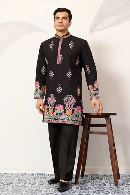 Ethnic Speical Classic Black Embroidered Kurta For Mens