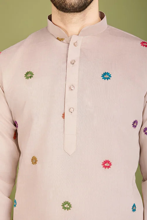 Ivory Viscose Silk Men's Kurta With Thread Work