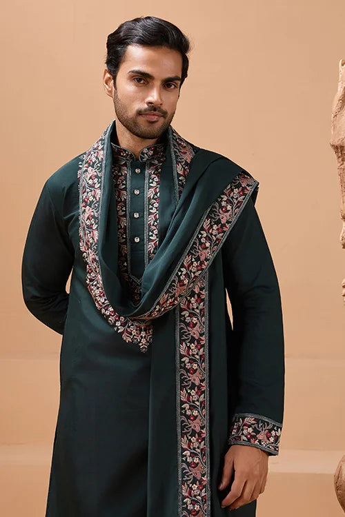 Perfect Green Festival Special Kurta with Dupatta for Mens