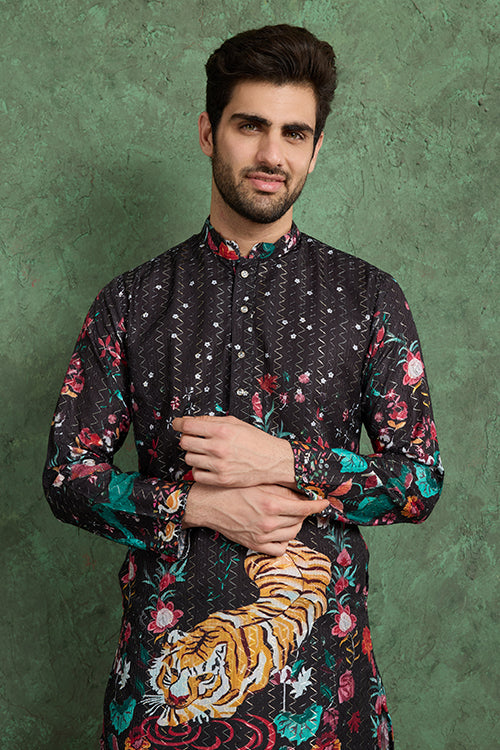 Classy Black Comfortable Kurta Clothes For Men
