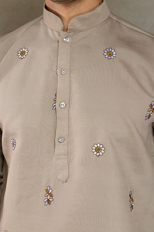 Traditional Ivory Embroidered Kurta Dupatta With Pajama