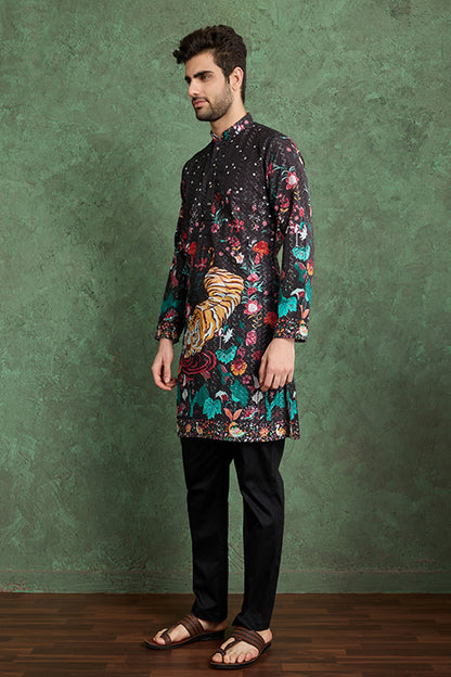 Classy Black Comfortable Kurta Clothes For Men